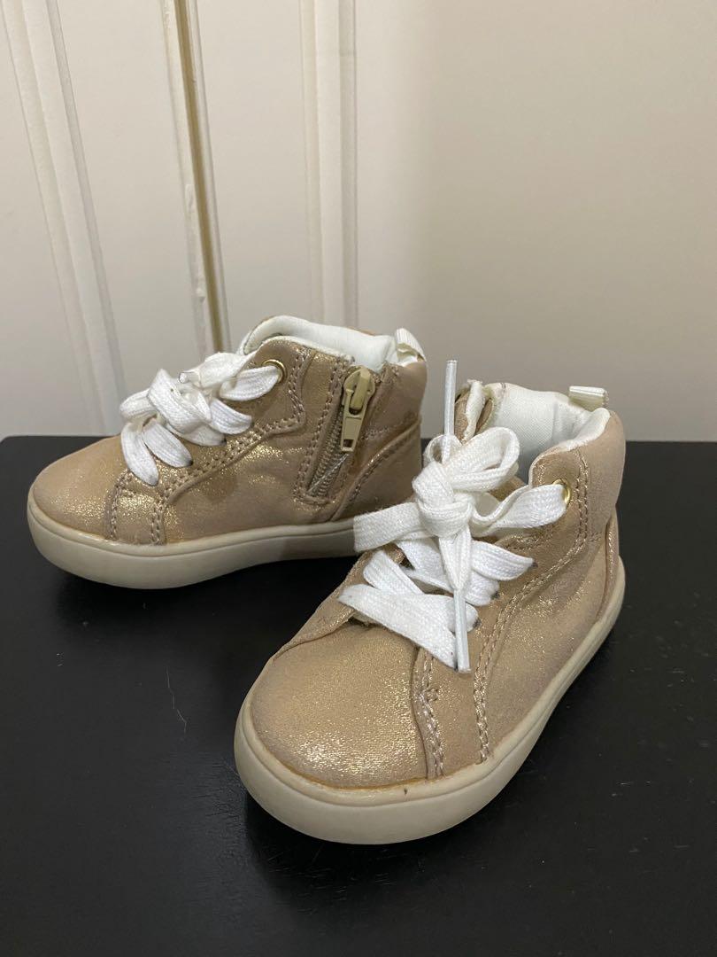 baby girl gold shoes size 4