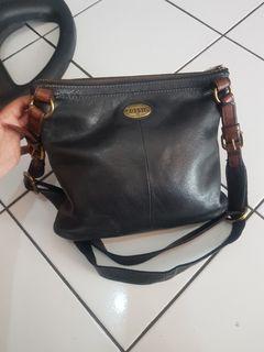 Fossil authentic black