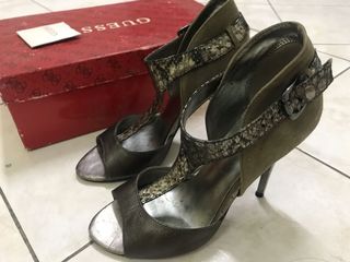 (Category: ) located in . Submitted by shxrthrift (Listing ID 1018024540, Image 1). Description: .