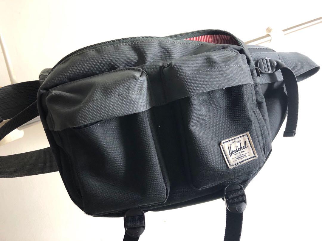 herschel crossbody mens