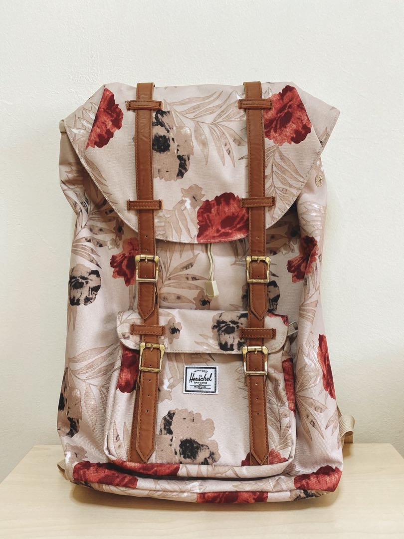 Herschel Pelican Floral backpack 25L Women s Fashion Bags