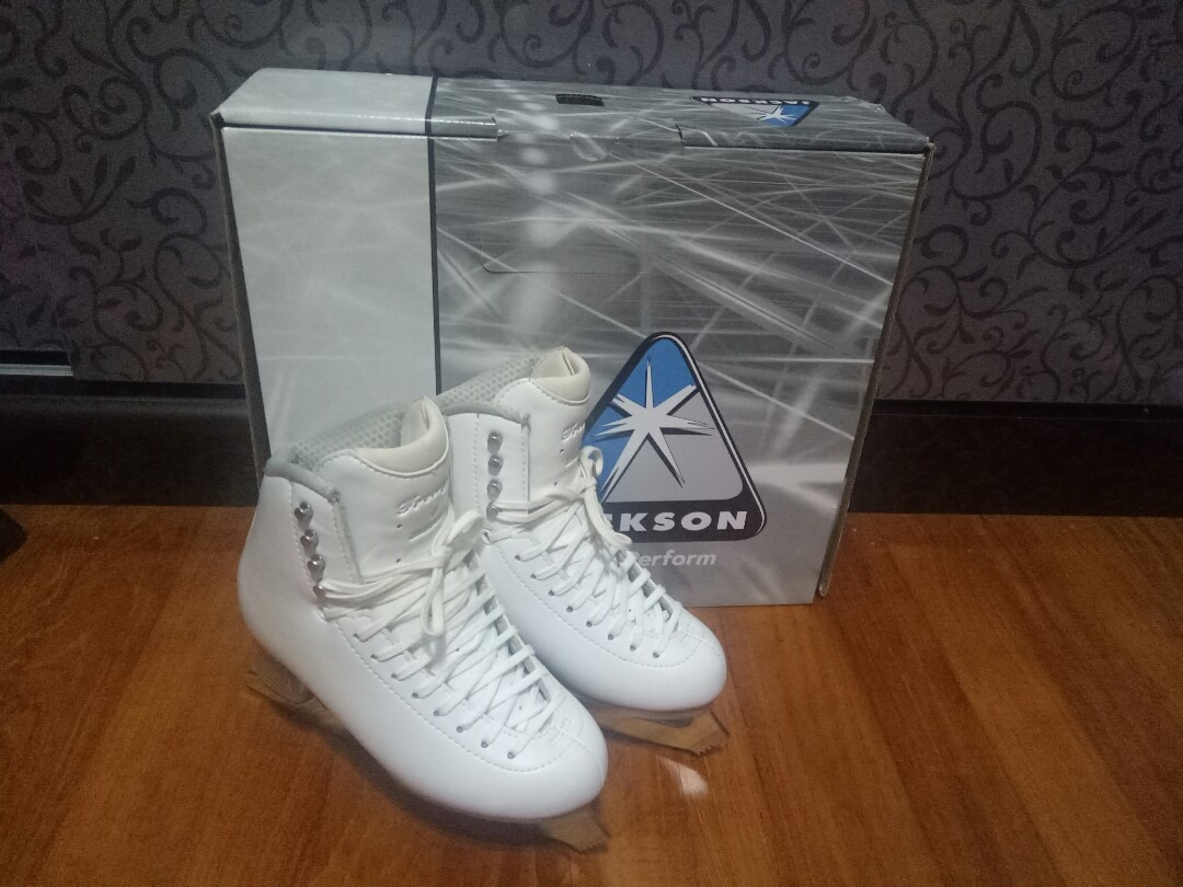 Jackson Freestyle Figure Skates [Practically New!!!], Sports Equipment