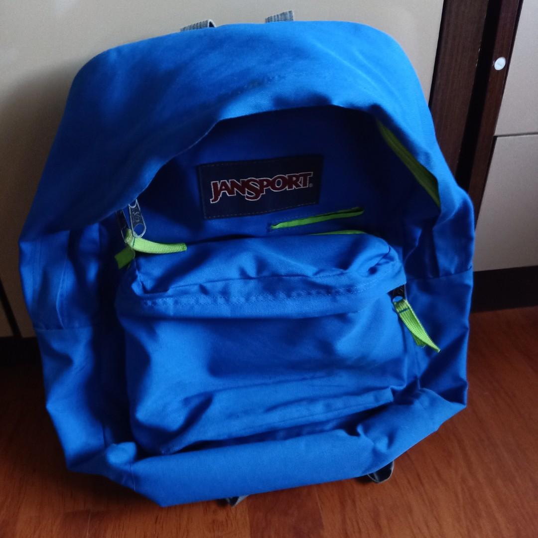 JanSport Digibreak Backpack (Category: Backpacks) located in Pasig City. Submitted by kanello (Listing ID 1017980841, Image 1). Description: JanSport Digibreak Backpack 💯 authentic, preloved, stored properly Color: Blue Streak/Neon Green Includes: - 15-inch laptop sleeve - padded backing & base - padded tablet pocket (seen in pic, yung white) - phone pocket Flaws: (see pics) - sira yung malaking zipper - may blue stain sa left strap - may stain 