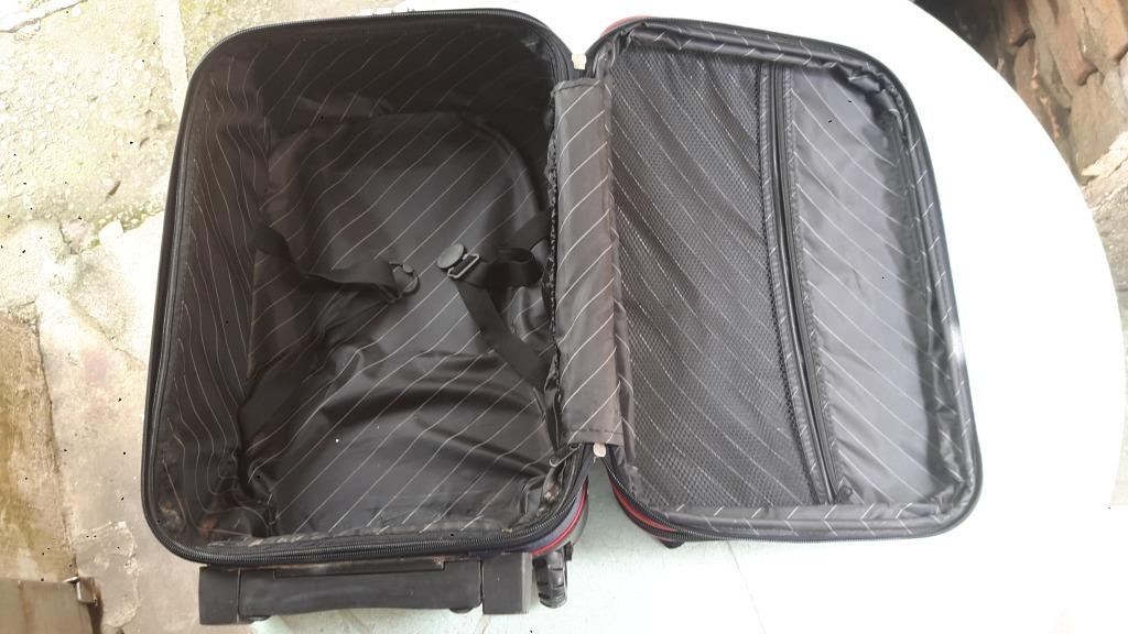 Mandarin Luggage, Hobbies & Toys, Travel, Luggage on Carousell