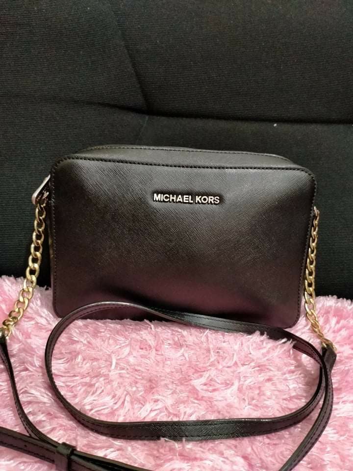 mk jet set sling bag