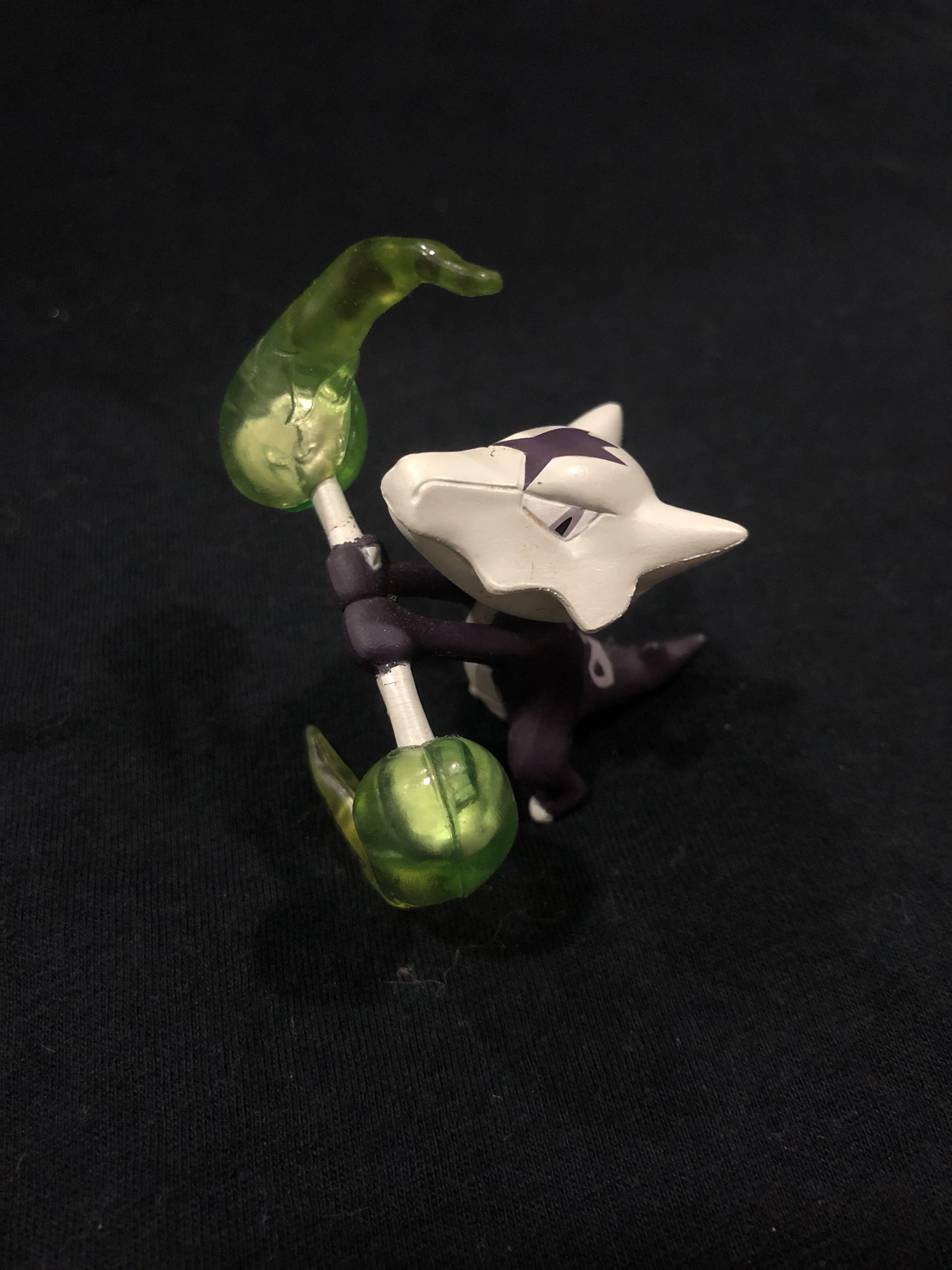 alolan marowak figure