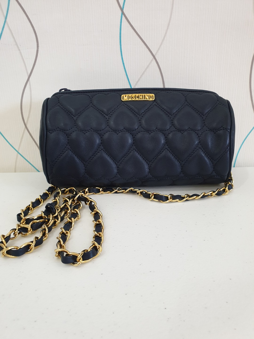 moschino sling