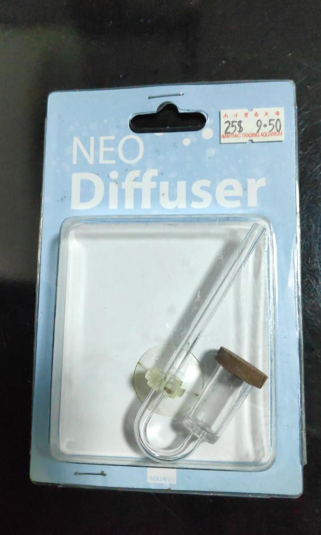 Neo diffuser medium for co2 (Category: Homes & Other Pet Accessories) located in Singapore. Submitted by yizzychan (Listing ID 1018029004, Image 1). Description: Used neo diffuser for co2 #planted #aquarium #tank.