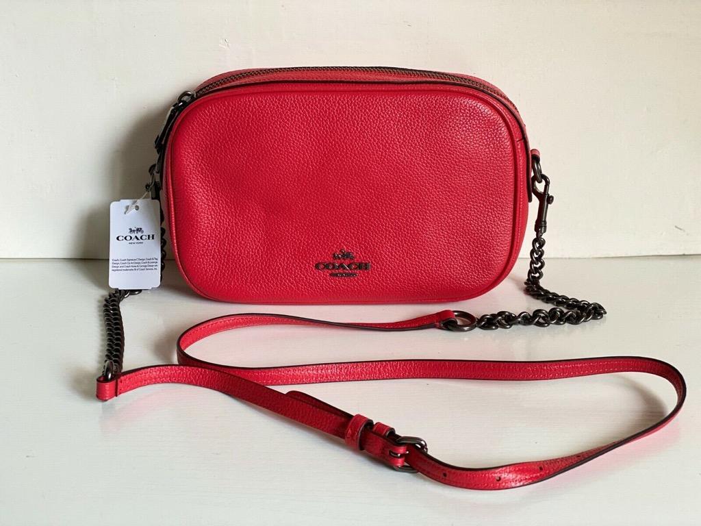 NEW! COACH POPPY RED PEBBLED LEATHER ISLA CHAIN CROSSBODY SLING MESSENGER  BAG $295 SALE, Women's Fashion, Bags & Wallets, Cross-body Bags on Carousell