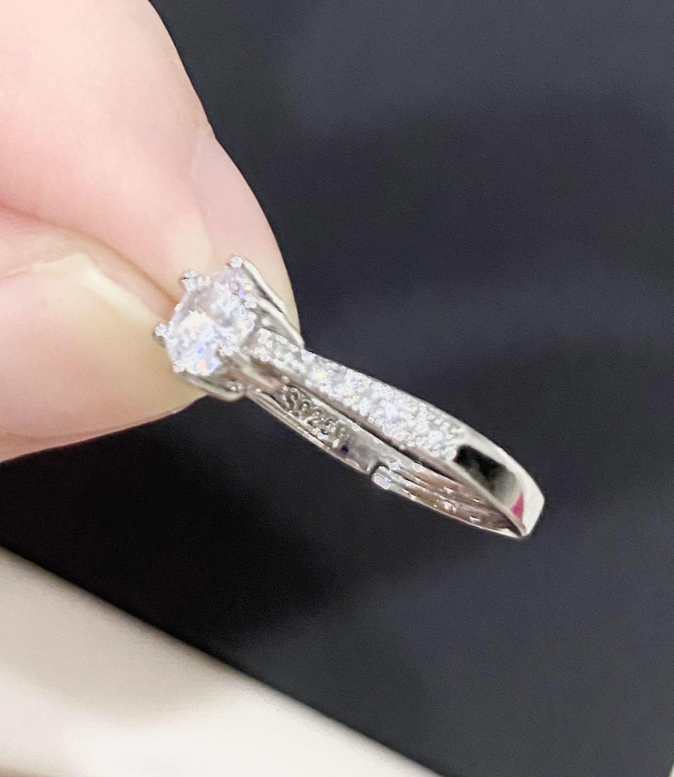 New Instocks S925 Silver Ring Valentino Women s Fashion