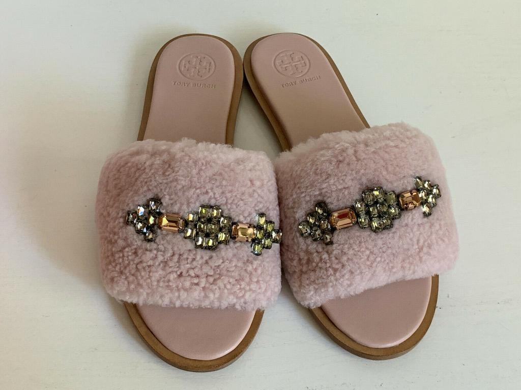 NEW TORY BURCH ASPEN EMBELLISHED SHEARLING SEA SHELL PINK SLIDES SANDALS  SHOES 7 37 SALE, Women's Fashion, Footwear, Flats & Sandals on Carousell