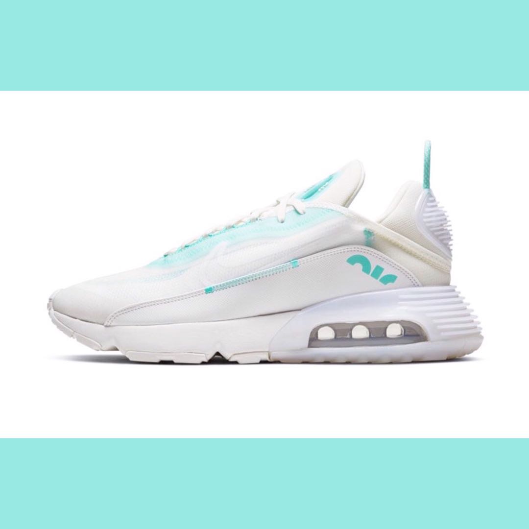 aurora green nike