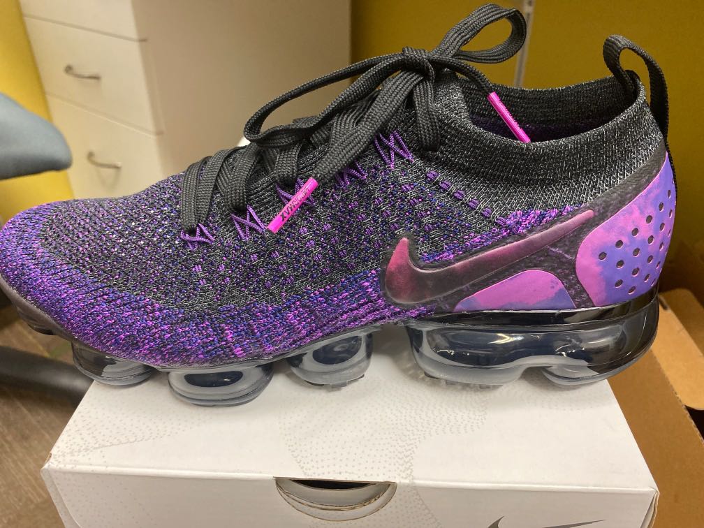 Nike Air Vapormax Flynit 2 US 8 Luxury Sneakers Footwear on Carousell