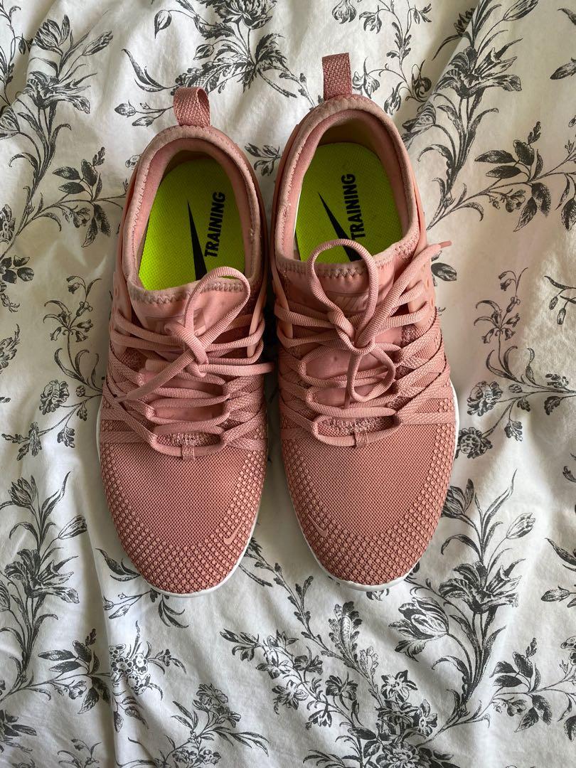 Nike tr7 free new arrivals