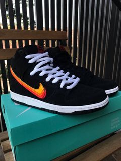 (Category: ) located in . Submitted by sneakerssify (Listing ID 1017987658, Image 1). Description: .