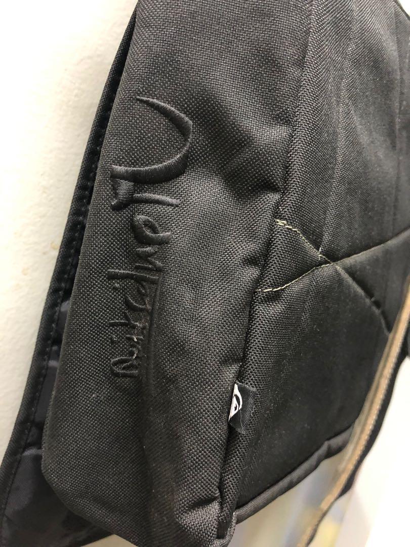 Quiksilver Original Sling Bag Large Size, Men's Fashion, Bags, Sling