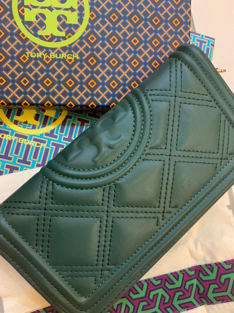 Ready Stock Authentic Tory Burch Arugula Fleming soft zip continental wallet (Category: Bags & Wallets) located in Kuala Lumpur. Submitted by kimberryshop2 (Listing ID 1018041027, Image 2). Description: Ready Stock Original Tory Burch Pictures taken by Kimberryshop 20*12cm The wallet is 100% authentic obtained from US outlet 🗽 The price is lower due to the items is obtained directly from factory outlet and its tax free. Please follow my listing 