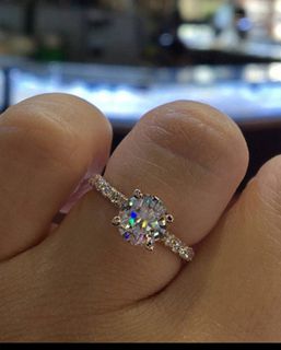 (Category: ) located in . Submitted by schifferapparels (Listing ID 1017988813, Image 1). Description: .
