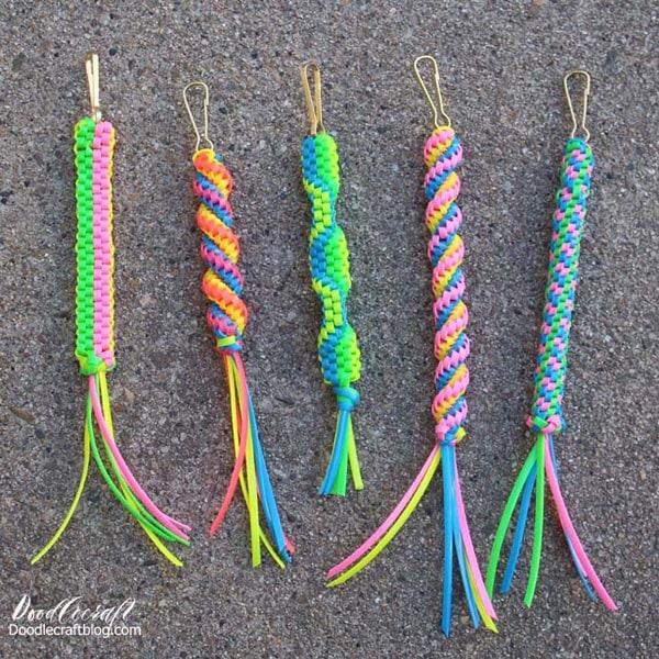 Scoubidou strings 2025