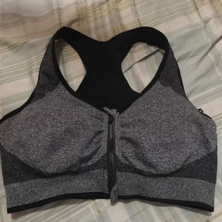 (Category: ) located in . Submitted by shopsoiled.c (Listing ID 1017895086, Image 1). Description: .