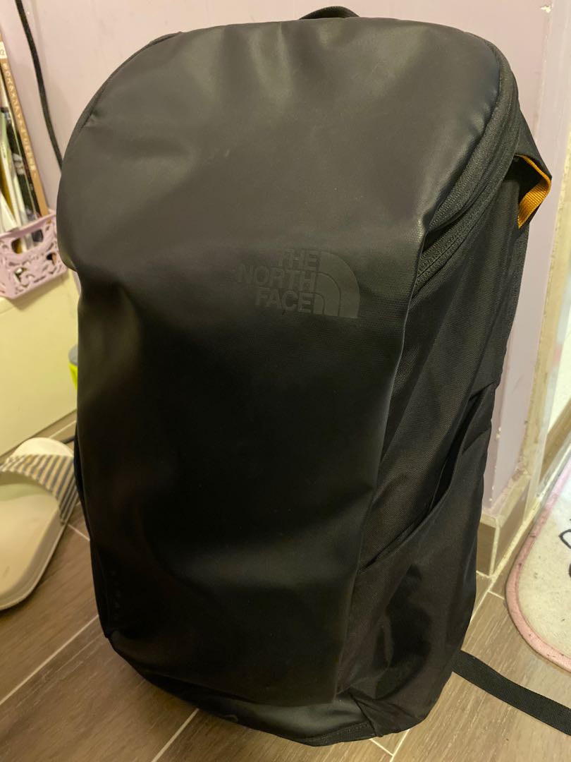 The North Face Kaban 26L Backpack, 男裝, 男裝袋 ＆ 銀包 - Carousell