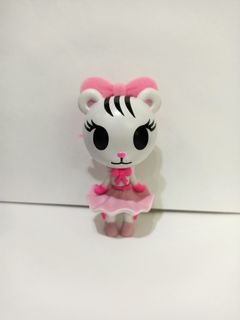 (Category: ) located in . Submitted by luv_s_shop (Listing ID 1017929234, Image 1). Description: .