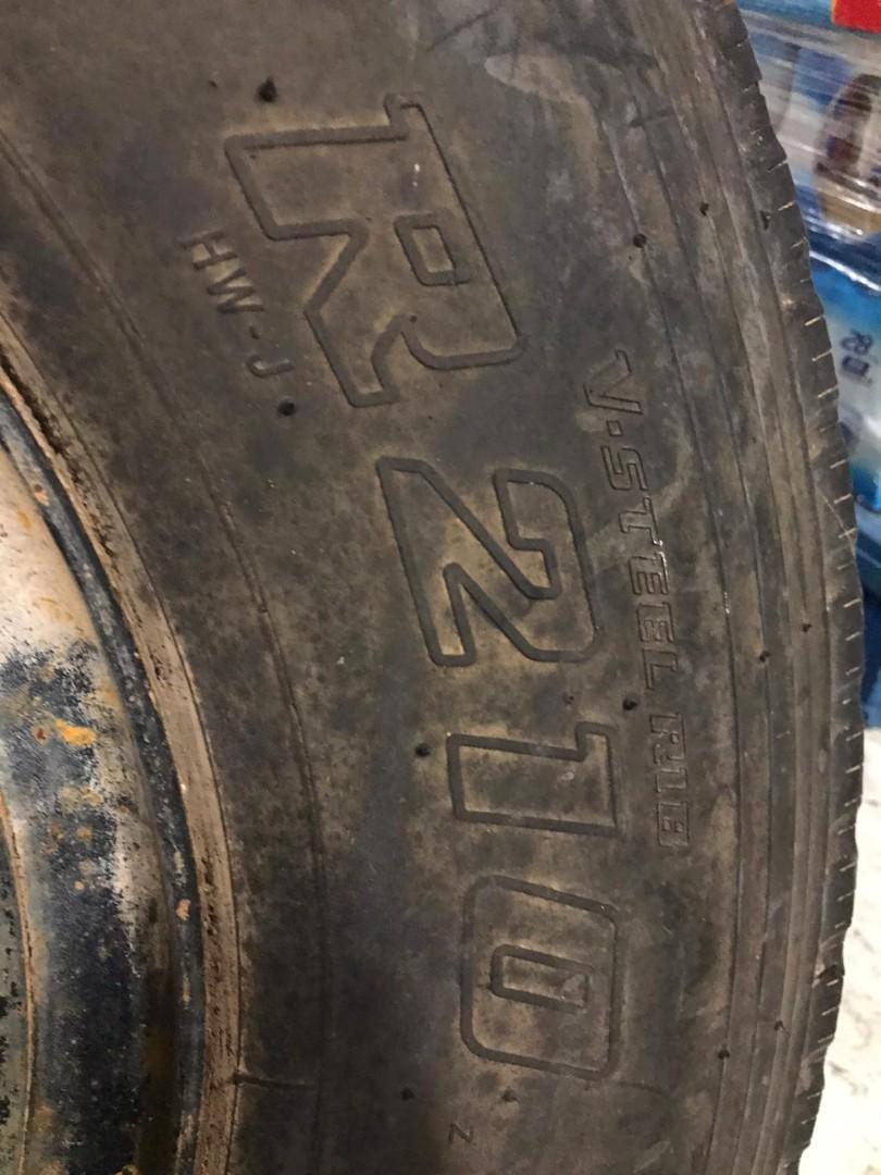Toyota Hiace Spare Tyre Everything Else On Carousell