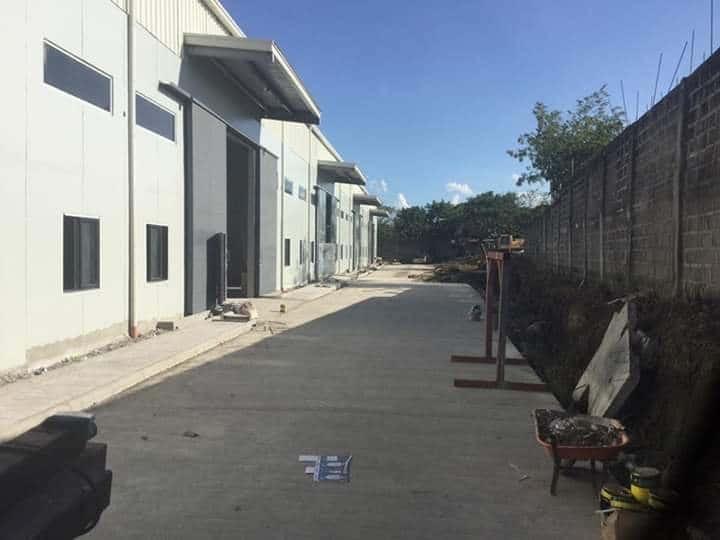 Warehouse for Lease STA ROSA, BINAN , SAN PEDRO (Category: Commercial) located in Muntinlupa City. Submitted by 1praiserealtyservices (Listing ID 1017930645, Image 2). Description: Warehouse for Lease Binan Laguna Warehouse 30 - 1260 sqm Warehouse 32 - 1260 sqm Warehouse 34 - 1290 sqm Warehouse 36 - 1290 sqm Warehouse 38 - 1290 sqm Warehouse 1 - 2520 sqm warehouse 2 - 1200 sqm warehouse 3 - 1673 sqm warehouse 4 - 6007 sqm 1.4 hec for logistic 2.5