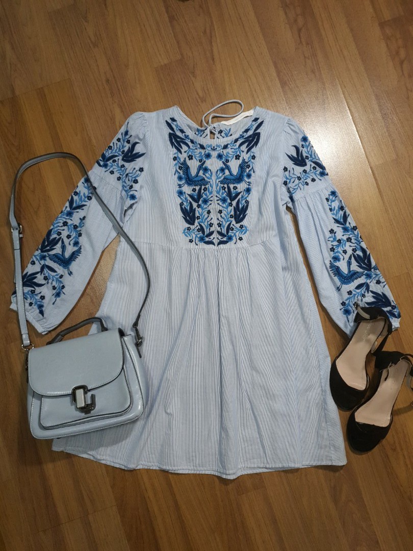 Zara blue and hot sale white embroidered dress