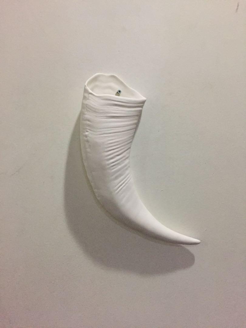 2 Carabao Horn (Category: Soil & Fertilisers) located in Manila. Submitted by chegarrucho (Listing ID 1024672522, Image 2). Description: Fine bone china made locally for decors and display. 2 Carabao horn 12cm x 30cm x 6cm .