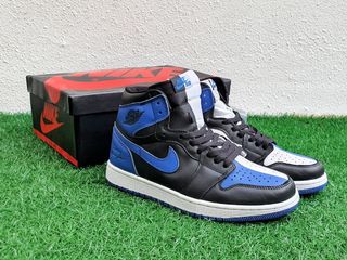 (Category: ) located in . Submitted by fufusneakers (Listing ID 1024780638, Image 1). Description: .