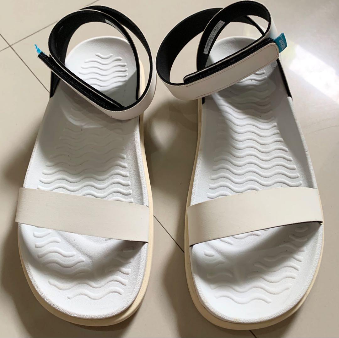 Authentic Brand New Native Juliet Sandas White Size 8 Women s Fashion Footwear Flats Sandals on Carousell