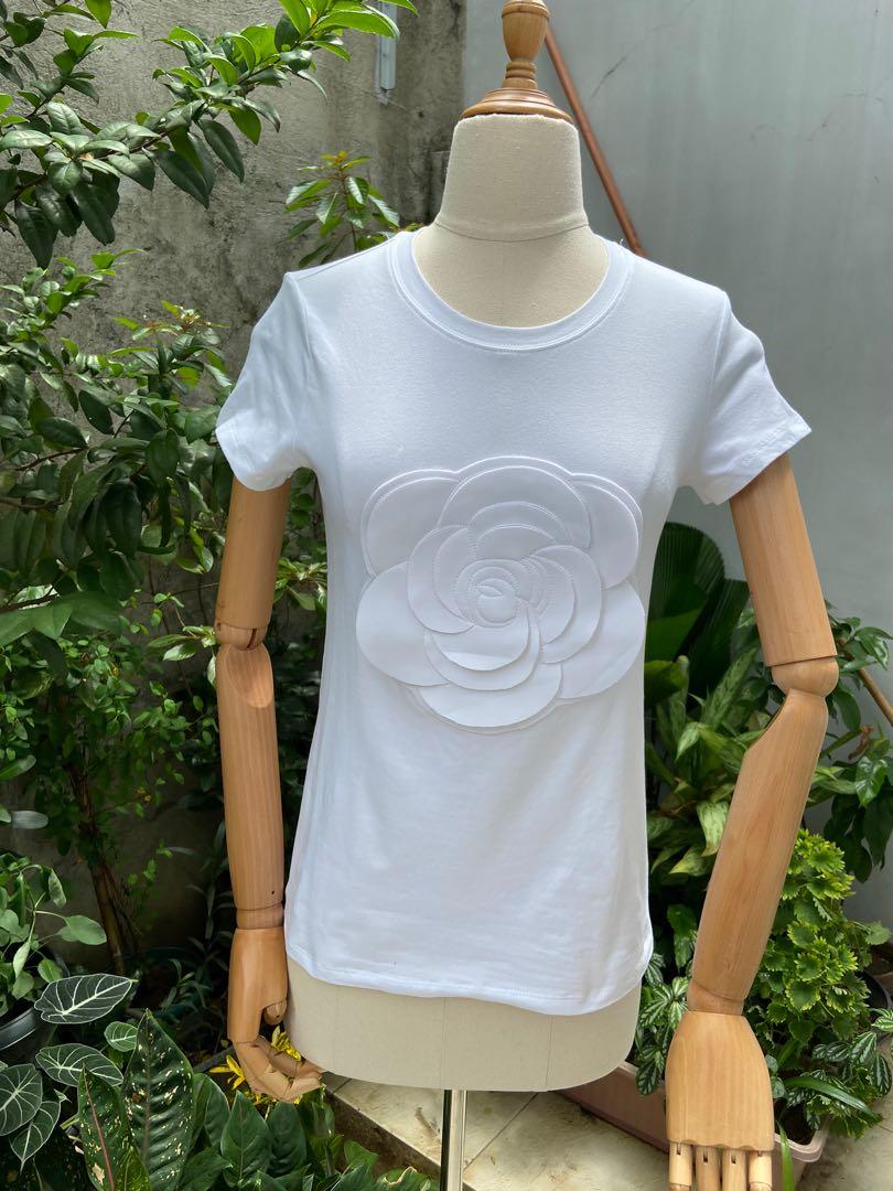 Authentic chanel camellia Flower T shirt, Women's Fashion, Tops