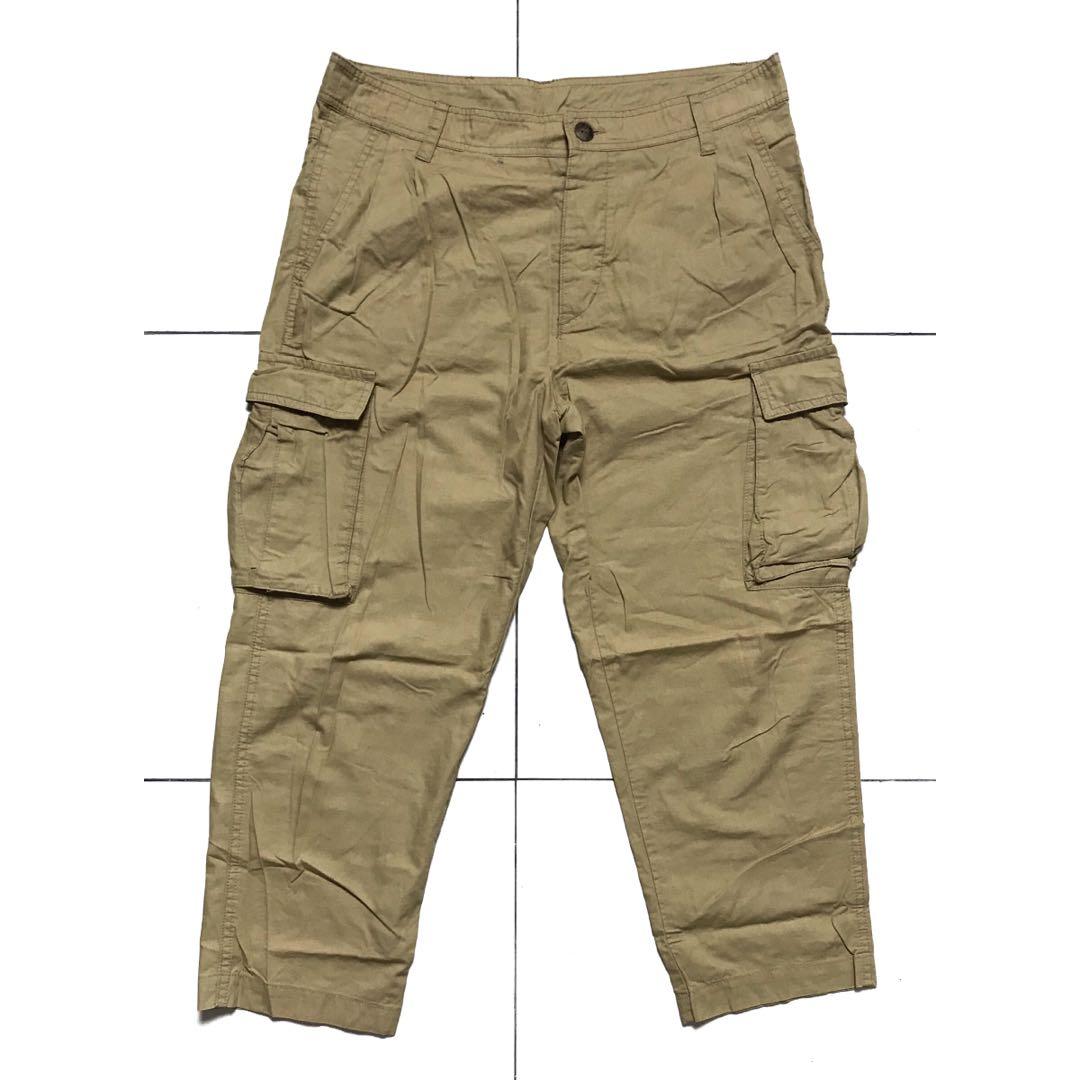 Three quarter length cargo top pants