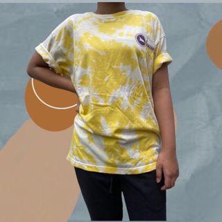 Baju thrift tie dye