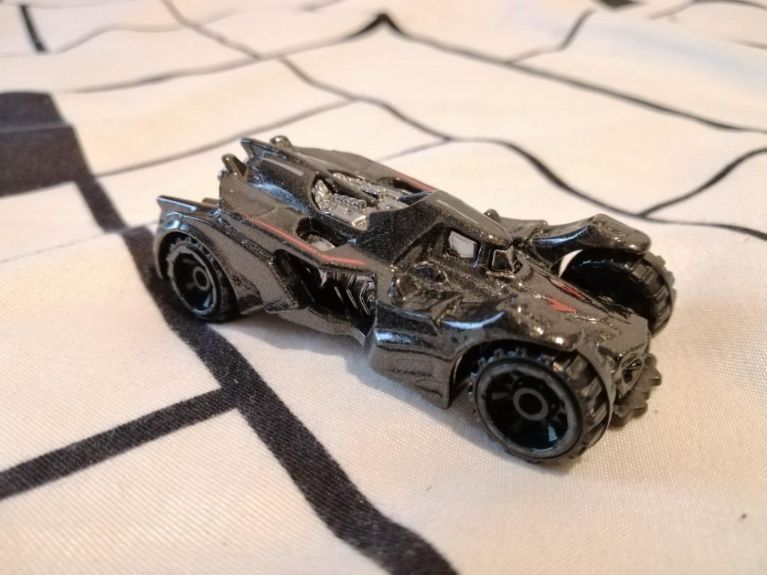 Mattel Batman Cars Auto HOT WHEELS Verschiedene Modelle  NEU 