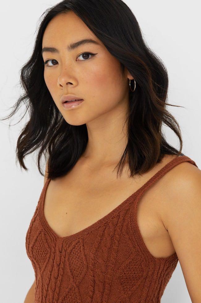BNWT Bershka knit top (Category: Sleeveless) located in Makati City. Submitted by madclutter (Listing ID 1024819097, Image 2). Description: .