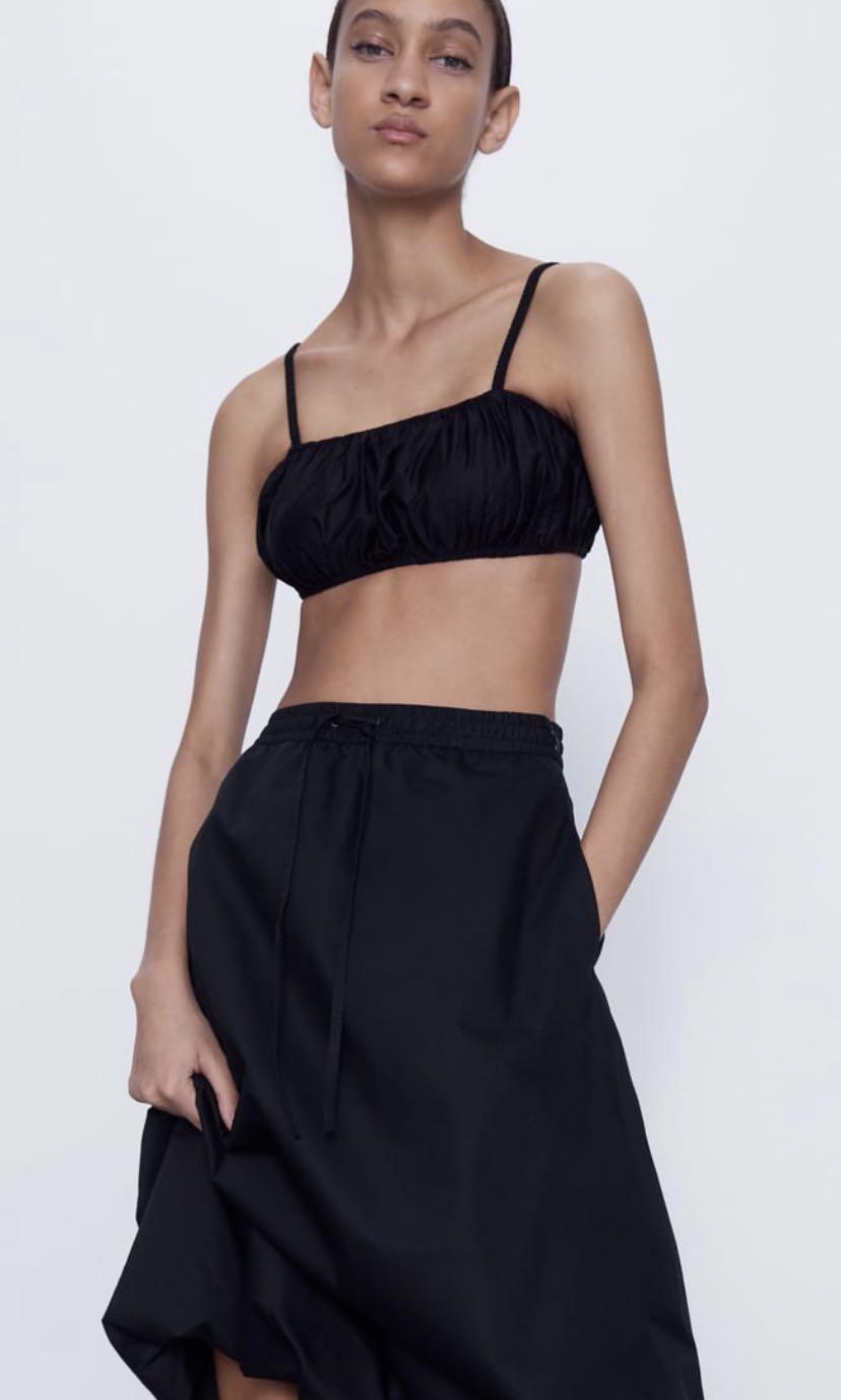 BNWT Zara poplin crop top (Category: Dresses) located in Makati City. Submitted by madclutter (Listing ID 1024819266, Image 1). Description: .