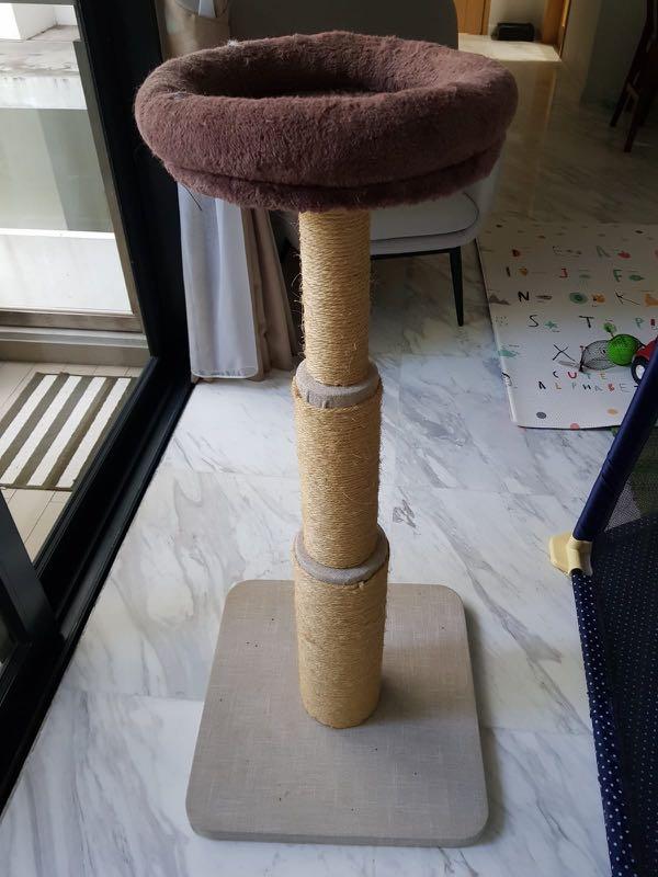 Cat tree 106cm tall, Pet Supplies, Homes & Other Pet Accessories on