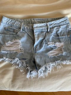 （分類：）位於 。 由 itsnicole_ 提交（商品編號 1024683491，圖片 1）。簡介： 。