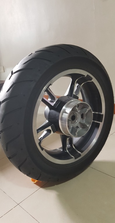 30 harley wheel