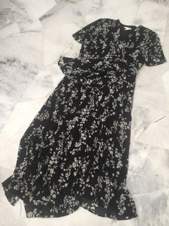(Category: ) located in . Submitted by luvitusc.preloved (Listing ID 1024668392, Image 1). Description: .