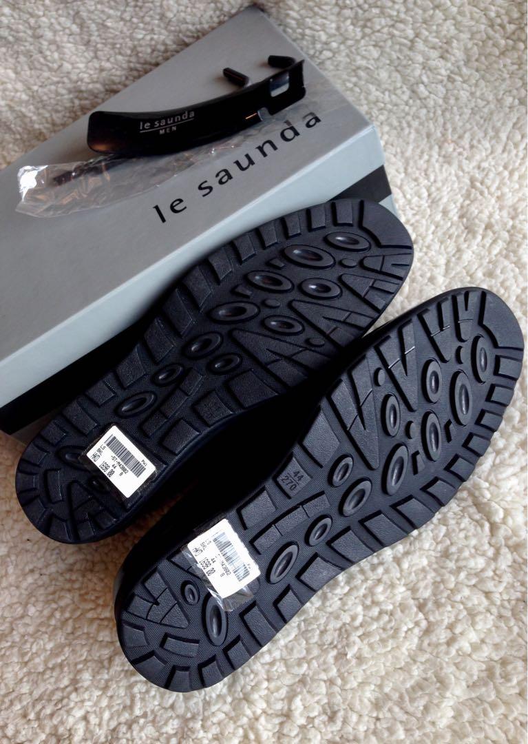 Le saunda shoes price list cheap