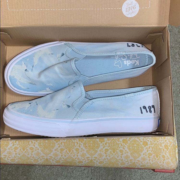 Looking For] Taylor Swift 1989 KEDS 