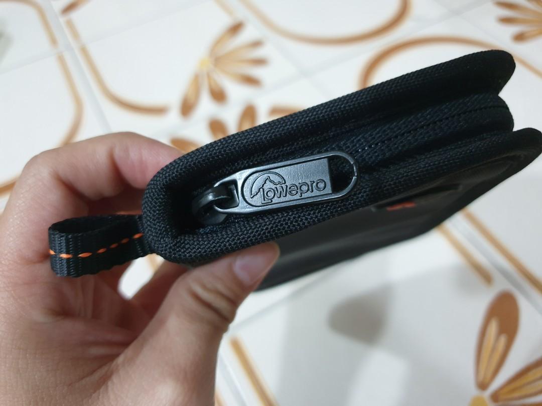 Lowepro Memory Card case / organzier, Photography, Camera Accessories