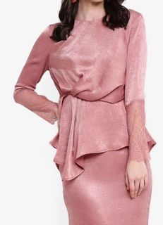 (Category: ) located in . Submitted by shaf_closet (Listing ID 1024635371, Image 1). Description: .