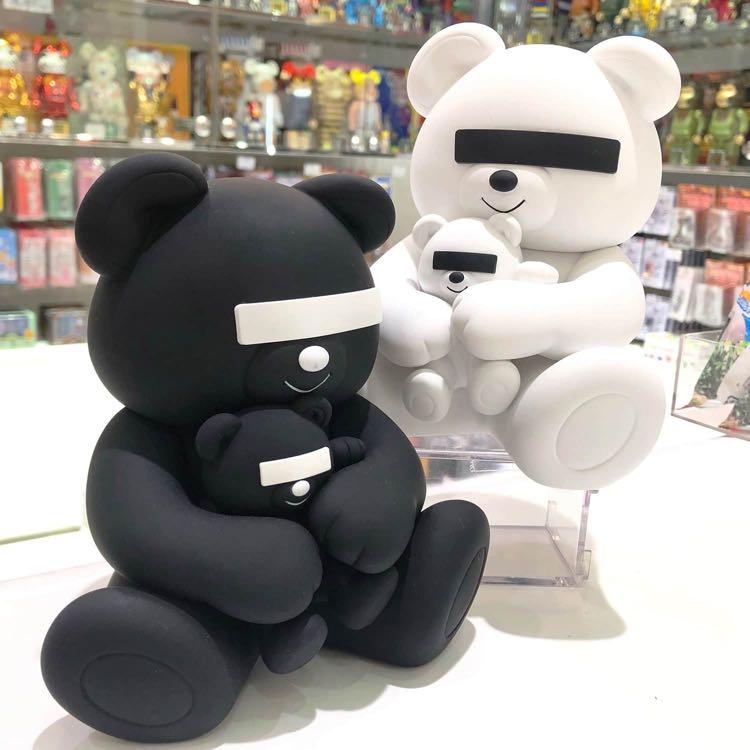 MEDICOM TOY VCD UNDERCOVER BEAR 熊, 興趣及遊戲, 玩具& 遊戲類 