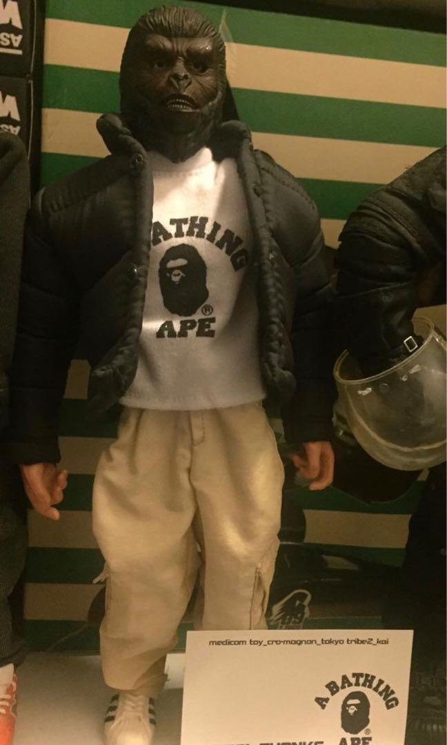 Nigo A bathing Ape 16 inch action figure, 興趣及遊戲, 收藏品
