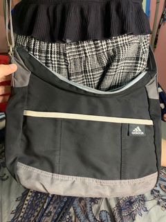 (Category: ) located in . Submitted by tengz12 (Listing ID 1024796454, Image 1). Description: .