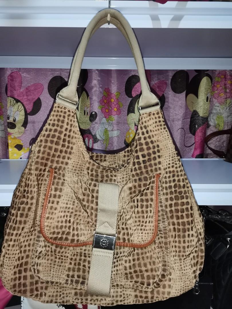 kipling hobo